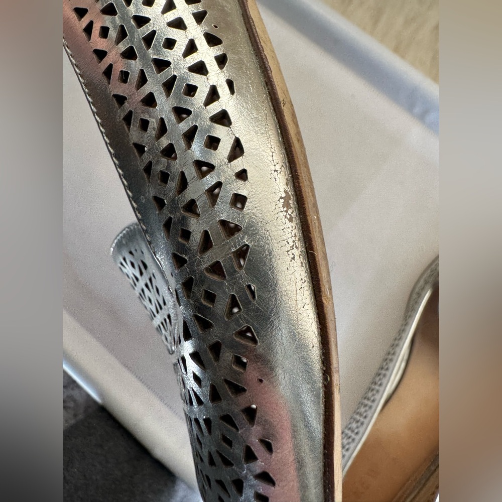J.Crew Italian Leather Silver Loafers – Beautiful & Chic - Picture 7 of 14